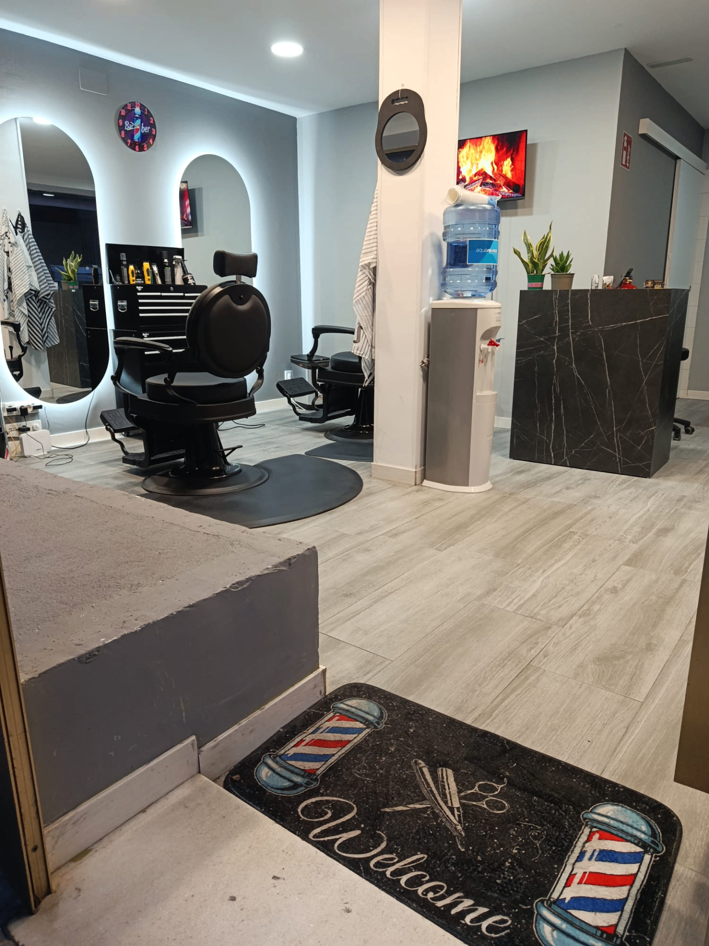 Interior de Positivo Barber 7